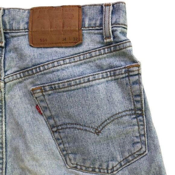 VTG Levis 554 Relaxed 90s Jeans Mens 34x32 Baggy Wide Leg Light Wash USA Made - Picture 5 of 13